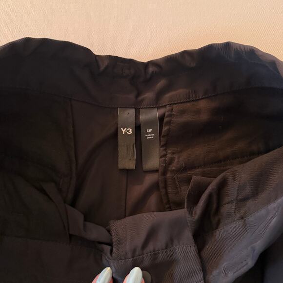 Y-3 by Yohji Yamamoto | Black Wide Leg Cargo Pants Performance Twill | Small - Picture 8 of 9
